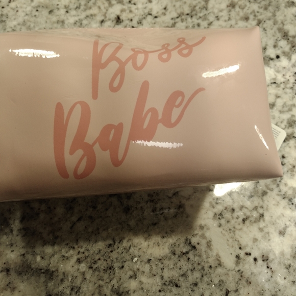 Clutch - Picture 4 of 4